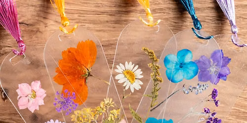 Crafty Adults: Bookmarks