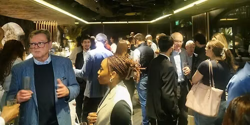 Italian Connector London: Networking for Professionals, Leaders &amp; Innovator