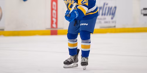 Saskatoon Blades vs. Penticton Vees