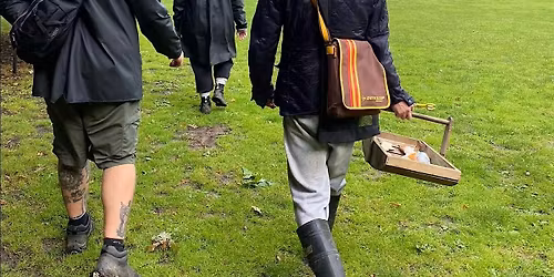 East Brighton Park Foraging Walk - Wild Spring Plants in your City - NEW