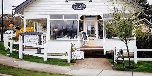 It's a PARTEA at Tracycakes! - Langley