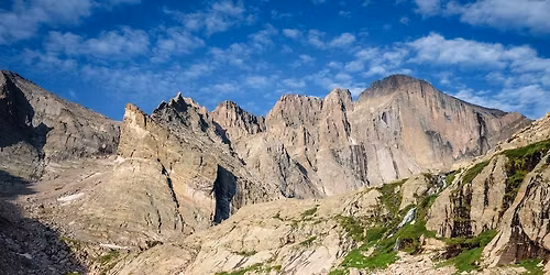 Parking Femmes of Rock