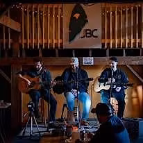 Singer-Songwriters In The Round