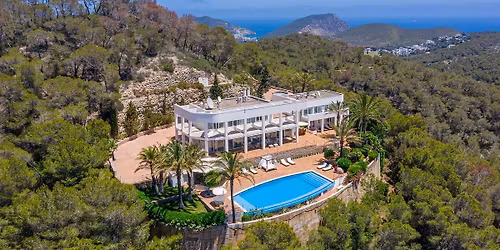 Yoga & Wellness Retreat 