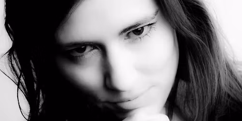 Ruth Moody in St Kilda