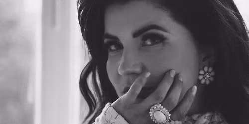 Suvi Ter\u00e4sniska, Olavi Uusivirta, costee in