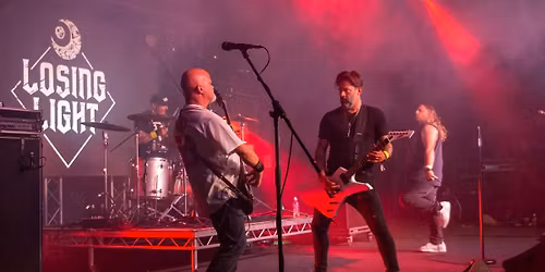 Losing Light @ Swinging Arm