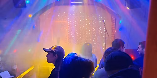 Aliens Host A Cabaret (but they don't get it)