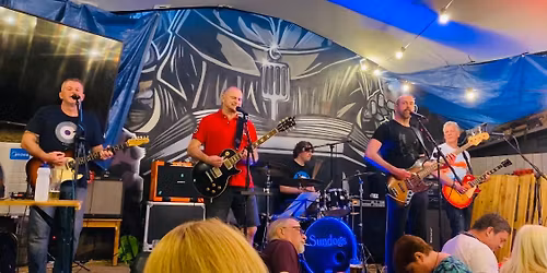 Sundogs at the Leeds Irish Centre