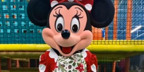 Holiday cookie decorating with Minnie \ud83c\udf84\ud83c\udf6a