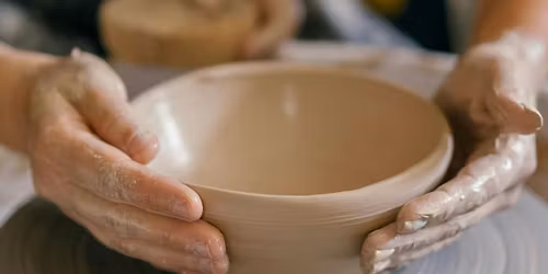 Pottery: throwing taster session