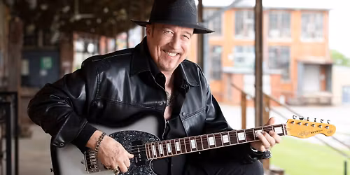 Stacy Mitchhart at The Palace Theater