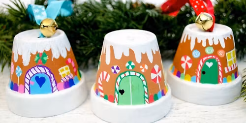 Sweet Gingerbread House Ornaments 