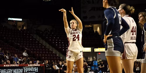 UMass Minutewomen at New Hampshire Wildcats Womens Basketball