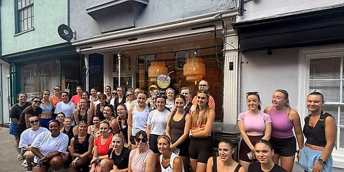 Girly run club by Pia x Coes
