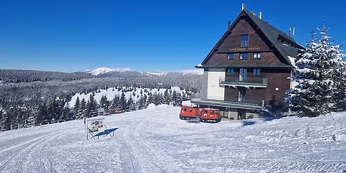 Zimn\u00ed sportovn\u00ed pobyt Friesovy boudy