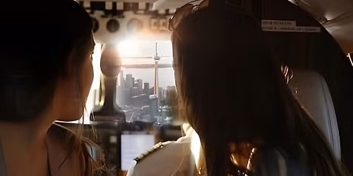 One hour Aerial Tour of Toronto and Niagara Falls with iflyTOTO