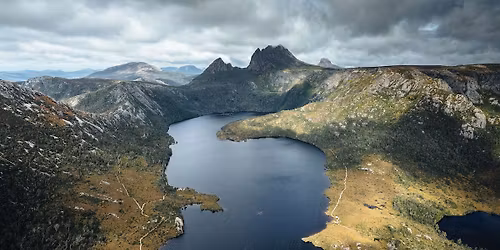 Cradle Mountain Painting Masterclass with Judith White