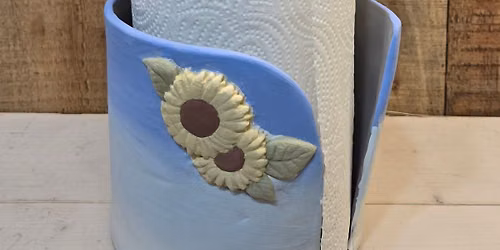 Clay Play! Paper Towel Stand