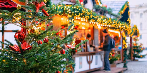 Holiday Market in Liberty organized by Luck Theater Company