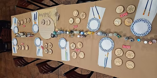 Christmas Paint & Sip