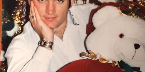 "A-Ray Of Elvis": Merry, Merry Christmas Baby!