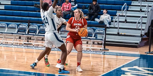 Parking Sacred Heart Pioneers at Saint Peter's Peacocks Womens Basketball