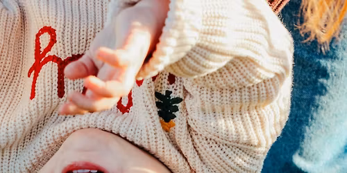 Christmas Tree Photoshoot - Booking Essential