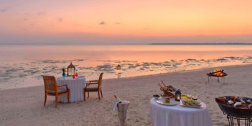 A Unique Honeymoon Experience \u2013 Travel, Connect & Build a Future Together !