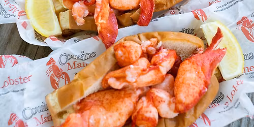 Cousins Maine Lobster in Plymouth, MN: Lowe's Home Improvementt\ud83e\udd9e\ud83d\ude0d\ud83d\ude0a