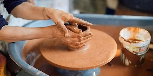 Learn to Throw a Ceramic Pot