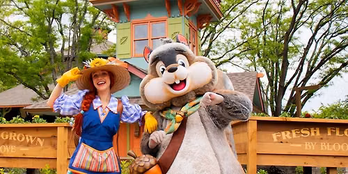 Robin Bloom and Scout the Squirrel Meet & Greet