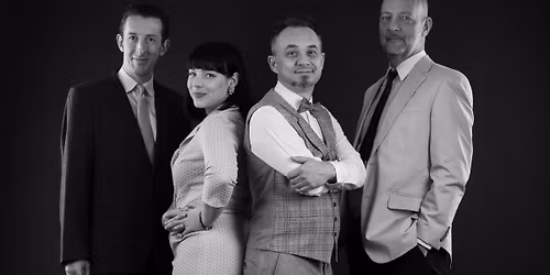 Petra and the Paper Hearts winter edition \/\/ KAZI