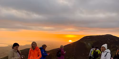 Sunset & Full Moon Hike - Kings Mountain