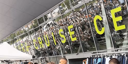 Flohmarkt- und Street-Food-Festival unterm Altonaer Balkon | Cruise Center Altona