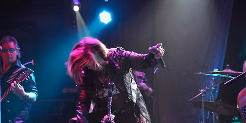 Live at The Queens