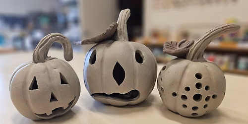 Summerween - Spooky Pinch Pots!