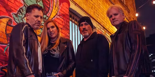 Crush: 3 Set Showcase