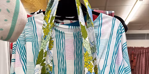 Sunday Crafternoon-Make A Scrap Fabric Purse Or Tote.