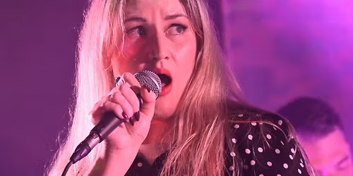 Ellie Jane solo at Hope & Anchor