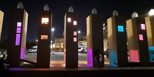 \u0425\u0430\u043d\u0443\u043a\u0438\u0435\u043b\u043a\u0438 \u0432 \u0422\u0435\u043b\u044c-\u0410\u0432\u0438\u0432\u0435: \u0422\u0440\u0435\u0442\u044c\u044f \u0441\u0432\u0435\u0447\u0430