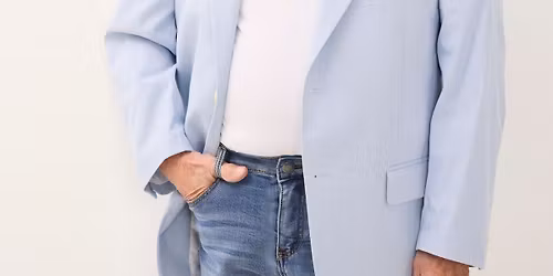 Vitray Tam\u00e1s \u2013 "Csak mes\u00e9lek\u2026" c\u00edm\u0171 el\u0151ad\u00e1sa a Villa11-ben