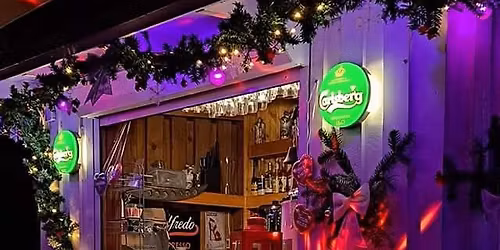 Hüttenzauber mit GLÜHWEIN im Biergarten