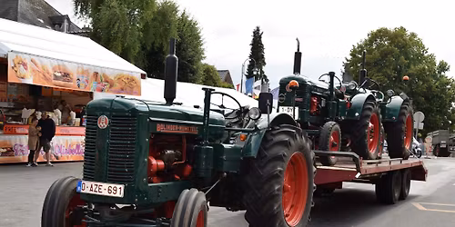 Rassemblement de vieux tracteurs