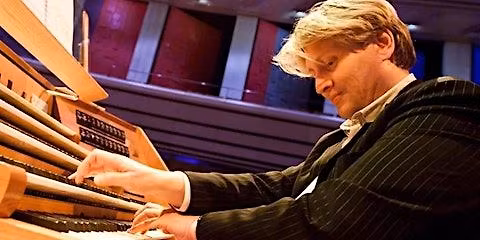 XAVER VARNUS IN HALIFAX - THE LEGENDARY ORGAN VIRTUOSO PLAYS BACH & MOZART