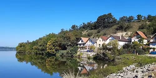 Letn\u00ed otev\u0159en\u00e9 sklepy Strachot\u00edn 2026