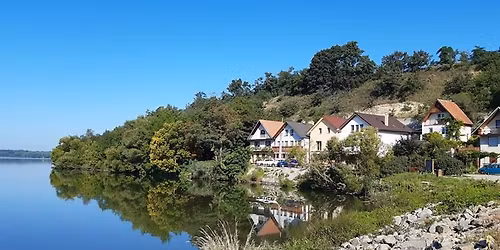 Letn\u00ed otev\u0159en\u00e9 sklepy Strachot\u00edn 2026