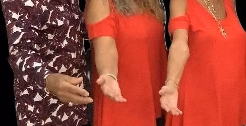 MEL'S WAY BISTRO PRESENTS MAGIC MOMENTS