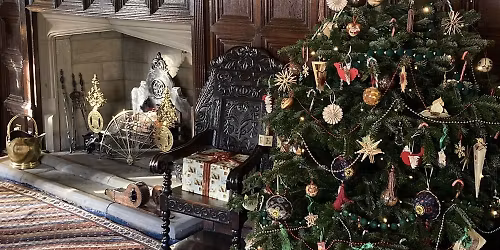 Victorian Christmas at Gawthorpe Hall