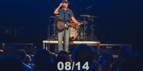 Chris Lane at Bernies Beach Bar